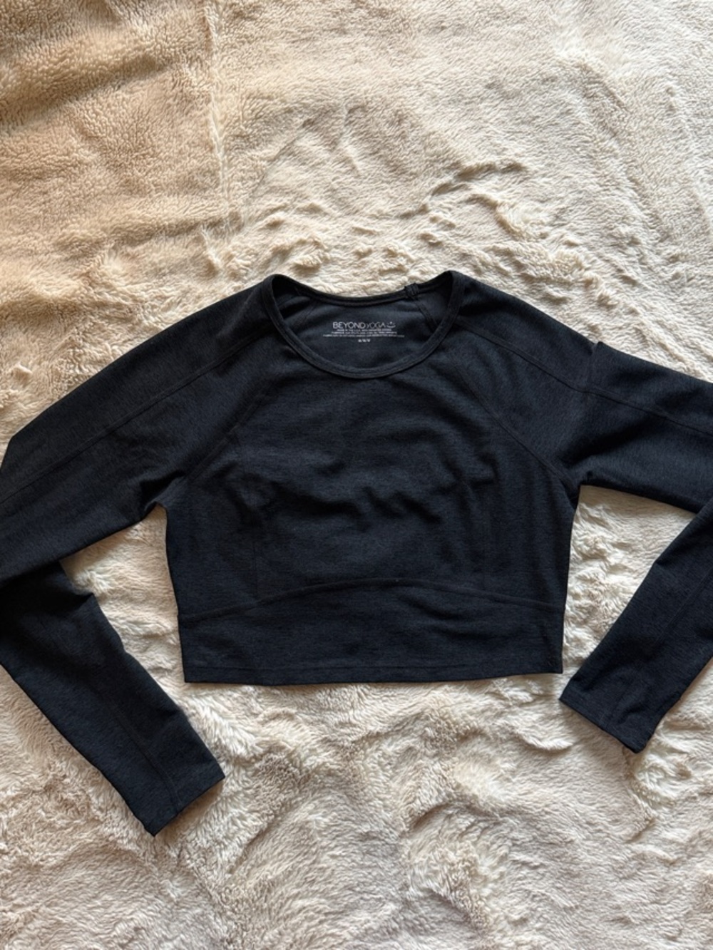 Beyond Yoga Black Cropped Long Sleeve Crew Top
